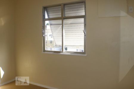 Quarto 1 de apartamento para alugar com 2 quartos, 55m² em Pechincha, Rio de Janeiro