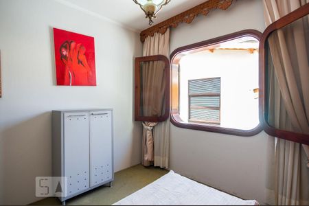 Casa à venda com 458m², 4 quartos e 8 vagas Casa à venda com 458m², 4 quartos e 8 vagasQuarto 1