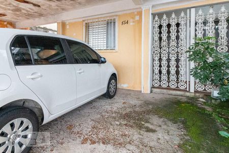Casa à venda com 250m², 2 quartos e 5 vagas Casa à venda com 250m², 2 quartos e 5 vagasGaragem