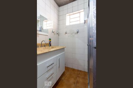 Casa à venda com 250m², 2 quartos e 5 vagas Casa à venda com 250m², 2 quartos e 5 vagasBanheiro