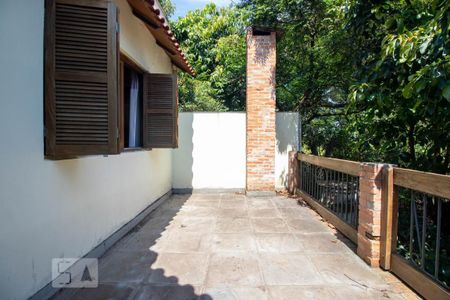 Casa à venda com 380m², 3 quartos e 2 vagas Casa à venda com 380m², 3 quartos e 2 vagasVaranda da Suíte 3