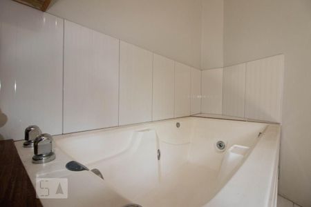 Casa à venda com 380m², 3 quartos e 2 vagas Casa à venda com 380m², 3 quartos e 2 vagasBanheiro da Suíte 3 - Banheira