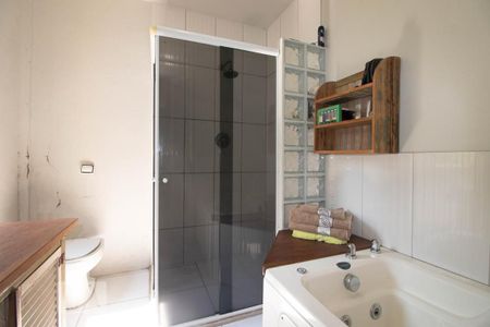 Casa à venda com 380m², 3 quartos e 2 vagas Casa à venda com 380m², 3 quartos e 2 vagasBanheiro da Suíte 3