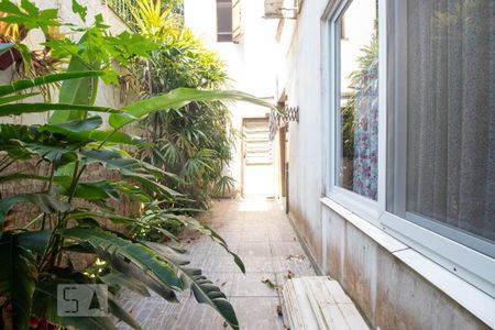 Casa à venda com 380m², 3 quartos e 2 vagas Casa à venda com 380m², 3 quartos e 2 vagasJardim de Inverno