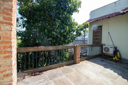 Casa à venda com 380m², 3 quartos e 2 vagas Casa à venda com 380m², 3 quartos e 2 vagasVaranda da Suíte 3