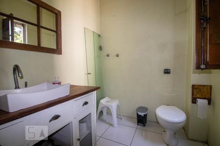 Casa à venda com 380m², 3 quartos e 2 vagas Casa à venda com 380m², 3 quartos e 2 vagasBanheiro da Suíte 1