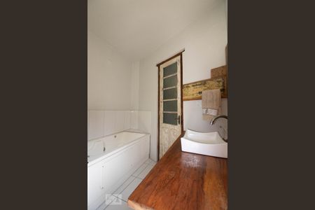 Casa à venda com 380m², 3 quartos e 2 vagas Casa à venda com 380m², 3 quartos e 2 vagasBanheiro da Suíte 3