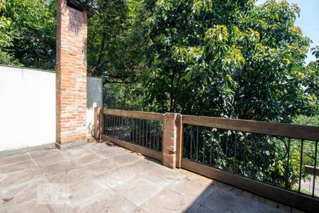 Casa à venda com 380m², 3 quartos e 2 vagas Casa à venda com 380m², 3 quartos e 2 vagasVaranda da Suíte 3