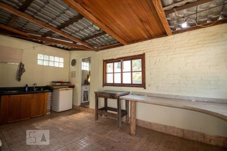 Casa à venda com 380m², 3 quartos e 2 vagas Casa à venda com 380m², 3 quartos e 2 vagasÁrea de convivência - Terceiro Piso