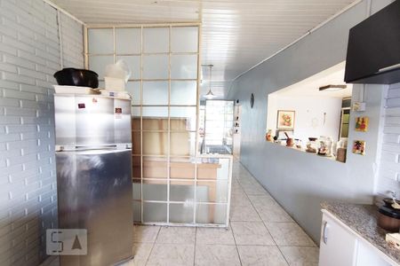 Casa à venda com 300m², 4 quartos e 1 vaga Casa à venda com 300m², 4 quartos e 1 vagaCozinha
