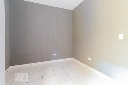 Quarto de casa para alugar com 1 quarto, 45m² em Jardim Miriam, São Paulo