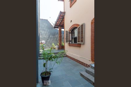 Casa à venda com 386m², 4 quartos e 7 vagas Casa à venda com 386m², 4 quartos e 7 vagasQuintal