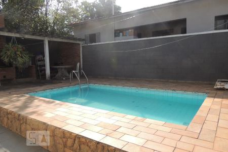 Casa à venda com 420m², 3 quartos e 2 vagasPiscina