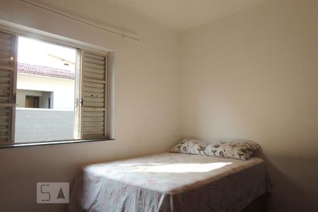 Casa à venda com 420m², 3 quartos e 2 vagasQuarto 2 - Suíte