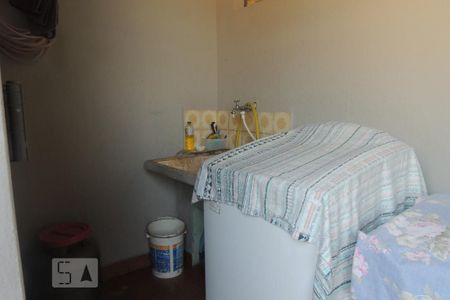 Casa à venda com 420m², 3 quartos e 2 vagasEdícula