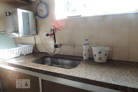 Casa à venda com 420m², 3 quartos e 2 vagasCozinha