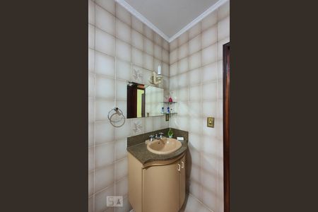 Casa à venda com 260m², 4 quartos e 5 vagas Casa à venda com 260m², 4 quartos e 5 vagasBanheiro