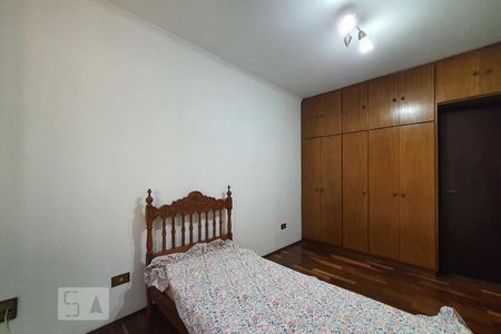 Casa à venda com 260m², 4 quartos e 5 vagas Casa à venda com 260m², 4 quartos e 5 vagasQuarto 3