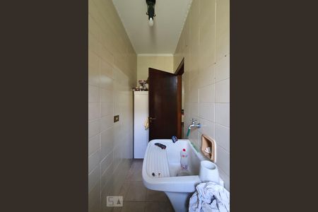 Casa à venda com 260m², 4 quartos e 5 vagas Casa à venda com 260m², 4 quartos e 5 vagasÁrea de serviço