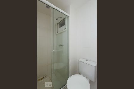 BANHEIRO SOCIAL de apartamento à venda com 2 quartos, 46m² em Jardim Itu Sabará, Porto Alegre