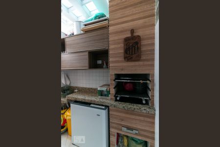 Casa de condomínio à venda com 60m², 2 quartos e 1 vaga Casa de condomínio à venda com 60m², 2 quartos e 1 vagaChurrasqueira
