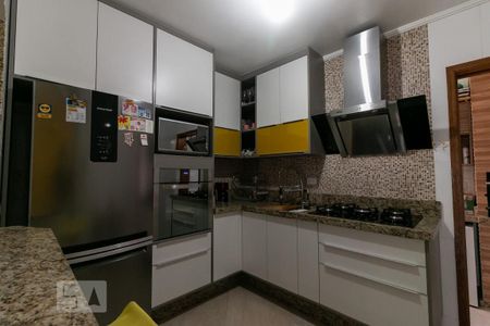 Casa de condomínio à venda com 60m², 2 quartos e 1 vaga Casa de condomínio à venda com 60m², 2 quartos e 1 vagaCozinha