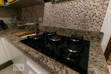 Casa de condomínio à venda com 60m², 2 quartos e 1 vaga Casa de condomínio à venda com 60m², 2 quartos e 1 vagaCozinha