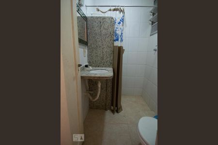 Studio à venda com 37m², 1 quarto e sem vaga Studio à venda com 37m², 1 quarto e sem vagaBanheiro