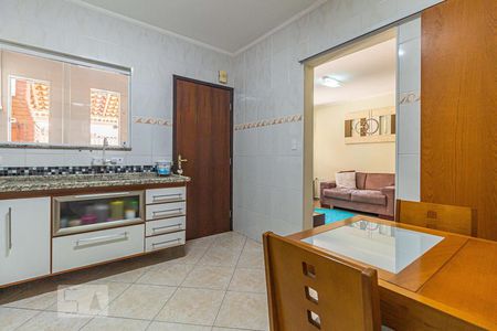 Casa à venda com 74m², 3 quartos e 2 vagas Casa à venda com 74m², 3 quartos e 2 vagasCozinha