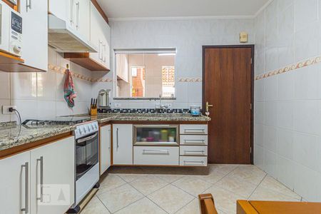 Casa à venda com 74m², 3 quartos e 2 vagas Casa à venda com 74m², 3 quartos e 2 vagasCozinha