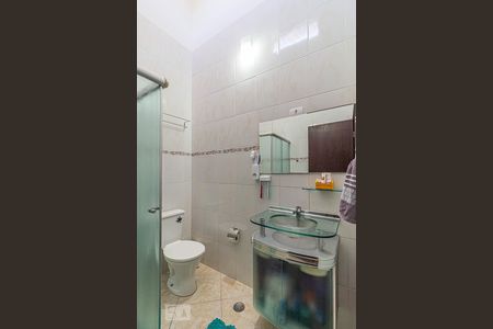 Casa à venda com 74m², 3 quartos e 2 vagas Casa à venda com 74m², 3 quartos e 2 vagasBanheiro