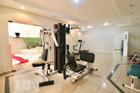 Apartamento à venda com 200m², 3 quartos e 3 vagasÁrea comum - Academia