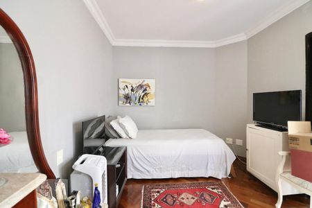 Apartamento à venda com 200m², 3 quartos e 3 vagasSuíte 2