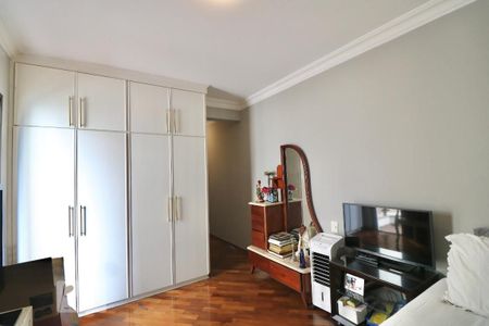 Apartamento à venda com 200m², 3 quartos e 3 vagasSuíte 2