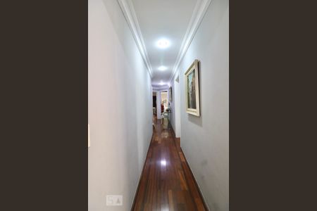 Apartamento à venda com 200m², 3 quartos e 3 vagasCorredor