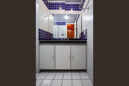 Apartamento para alugar com 50m², 1 quarto e sem vaga Apartamento para alugar com 50m², 1 quarto e sem vagaBanheiro da suíte