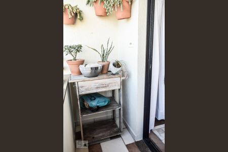 Apartamento à venda com 100m², 3 quartos e 2 vagas Apartamento à venda com 100m², 3 quartos e 2 vagasVaranda