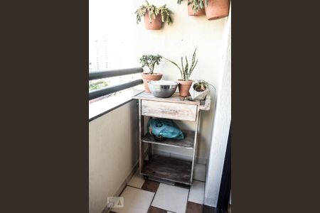 Apartamento à venda com 100m², 3 quartos e 2 vagas Apartamento à venda com 100m², 3 quartos e 2 vagasVaranda