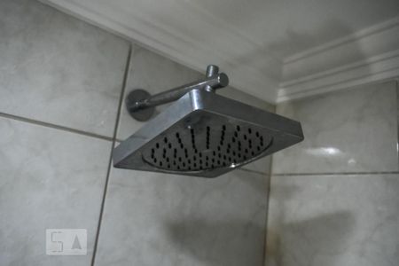 Apartamento à venda com 100m², 3 quartos e 2 vagas Apartamento à venda com 100m², 3 quartos e 2 vagasChuveiro