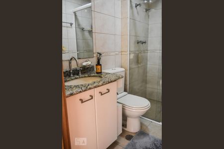 Apartamento à venda com 100m², 3 quartos e 2 vagas Apartamento à venda com 100m², 3 quartos e 2 vagasBanheiro