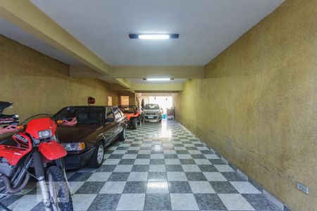 Casa para alugar com 437m², 3 quartos e 1 vaga Casa para alugar com 437m², 3 quartos e 1 vagaGaragem