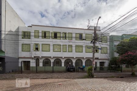 Apartamento para alugar com 30m², 1 quarto e 1 vaga Apartamento para alugar com 30m², 1 quarto e 1 vagaFachada