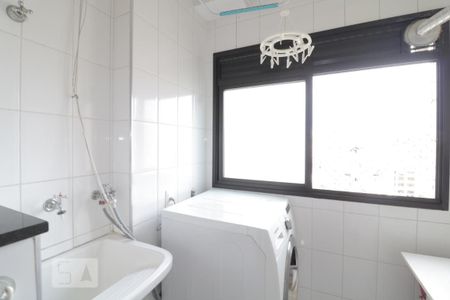 Apartamento à venda com 90m², 3 quartos e 3 vagasCozinha e Área de Serviço