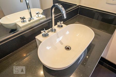 Apartamento para alugar com 60m², 1 quarto e 1 vaga Apartamento para alugar com 60m², 1 quarto e 1 vagaSuíte - Banheiro