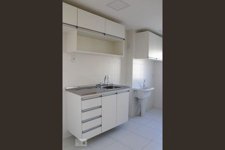 Apartamento à venda com 61m², 2 quartos e 1 vaga Apartamento à venda com 61m², 2 quartos e 1 vagaCozinha - Armários
