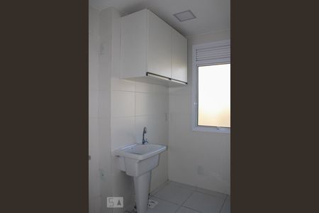 Apartamento à venda com 61m², 2 quartos e 1 vaga Apartamento à venda com 61m², 2 quartos e 1 vagaCozinha e Área de Serviço