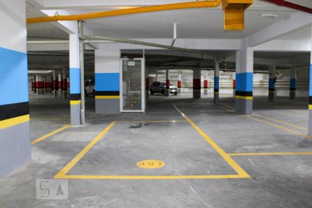 Apartamento à venda com 61m², 2 quartos e 1 vaga Apartamento à venda com 61m², 2 quartos e 1 vagaGaragem