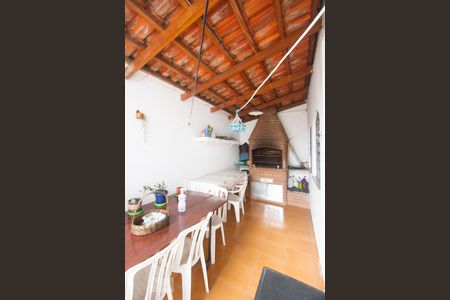 Casa à venda com 308m², 5 quartos e 2 vagasChurrasqueira