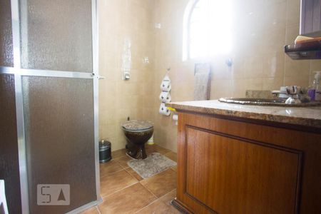 Casa à venda com 308m², 5 quartos e 2 vagasBanheiro Suíte 2