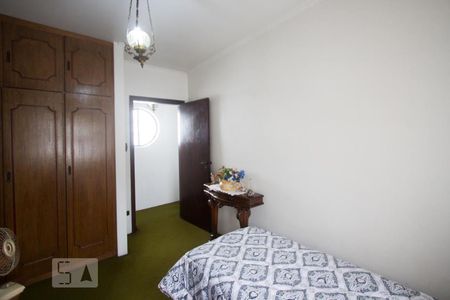 Casa à venda com 308m², 5 quartos e 2 vagasQuarto 2